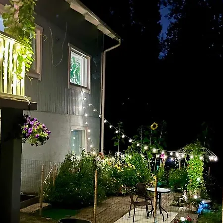 Apartamento Yksio Jarvenrannalla Espoossa
